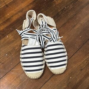 J. Crew Striped Espadrille Tie Flat Sandals BRAND NEW NEVER WORN